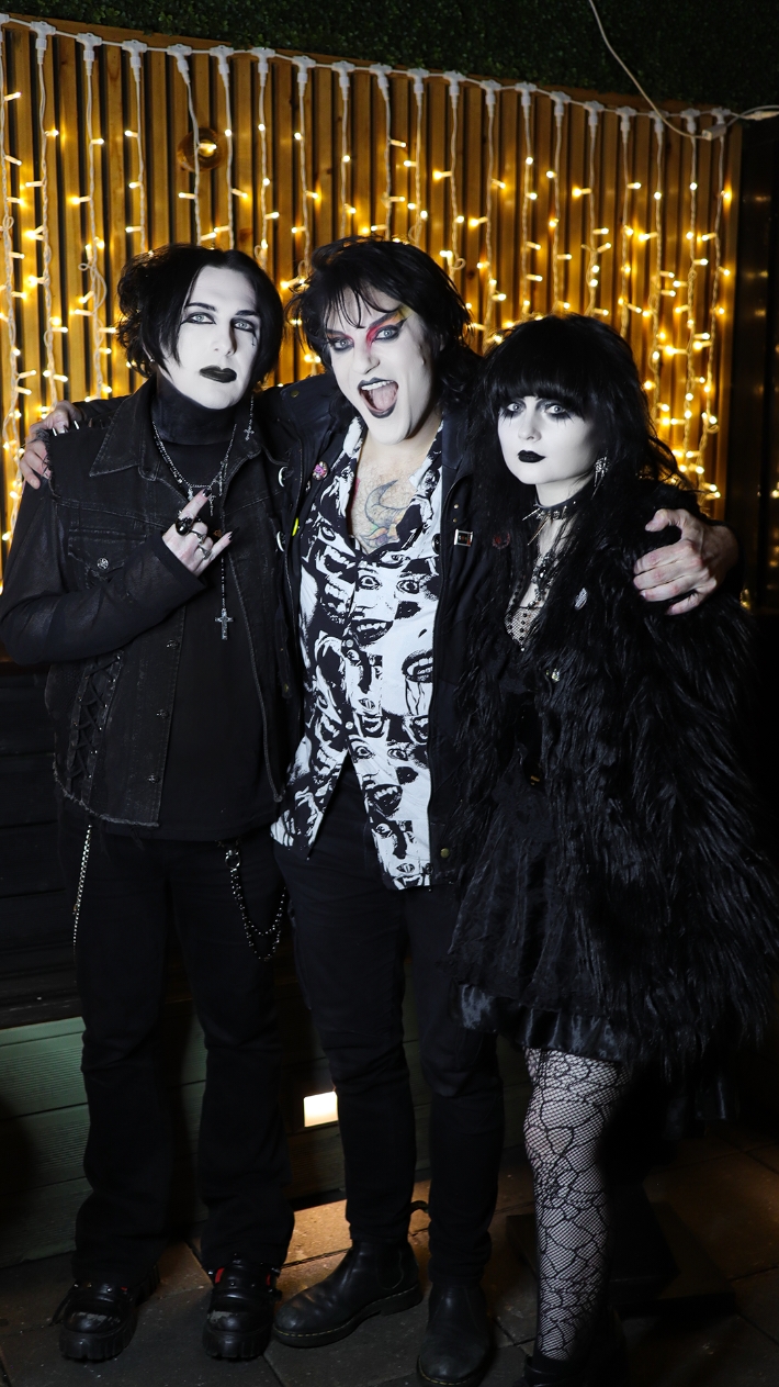 @Random Goth Couple