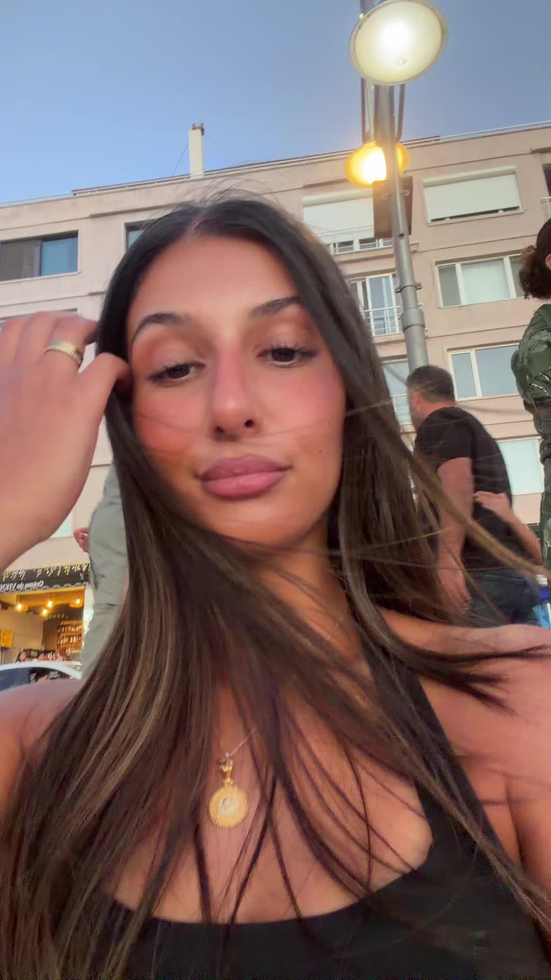 @dilara