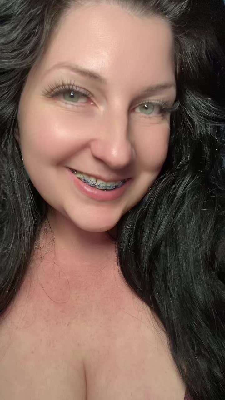 @chloeblossomirl