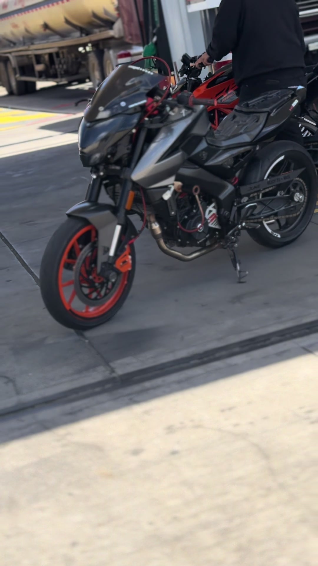 @Josue32