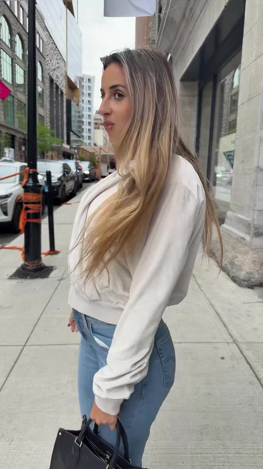 @Tiffanya