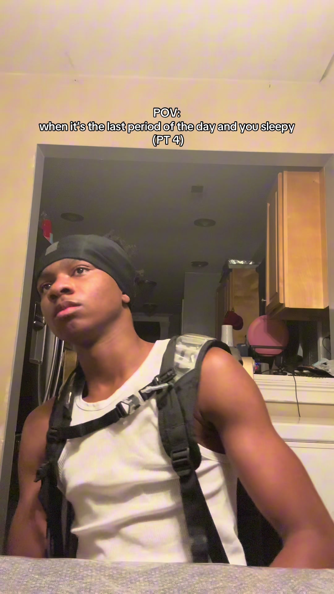 @⃟