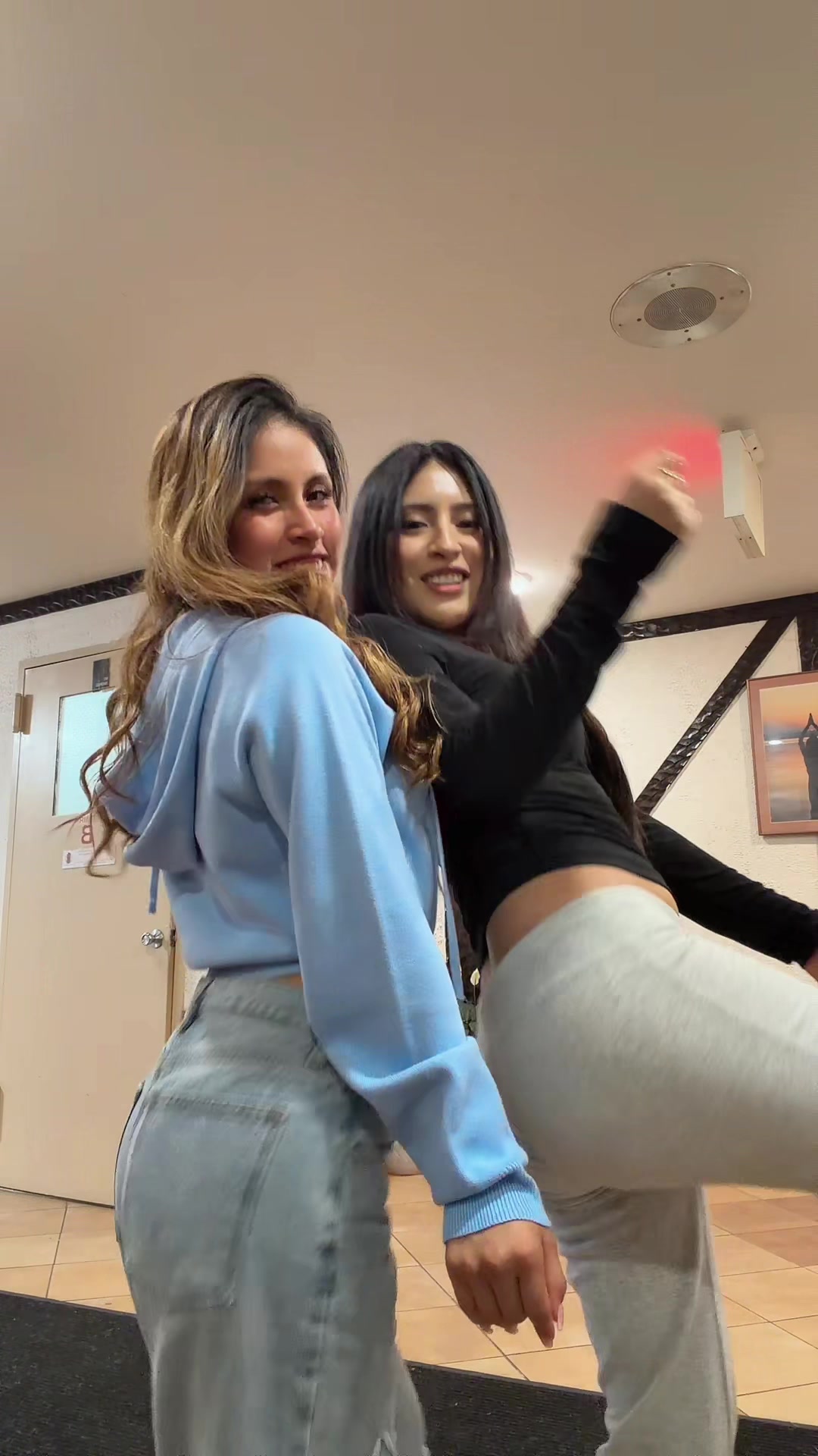 @_alifani