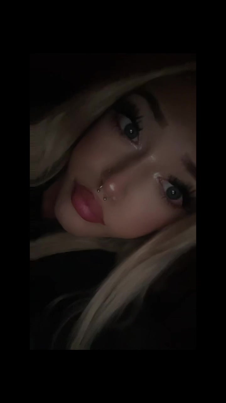 @martynkaniezyje_