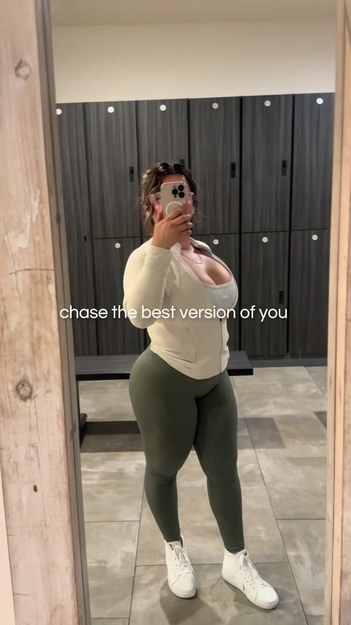 @Yanna 🖤