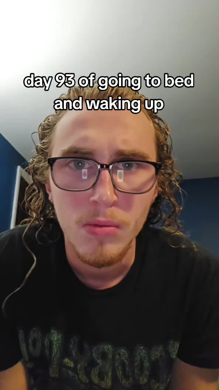 @GoldieGl0cks