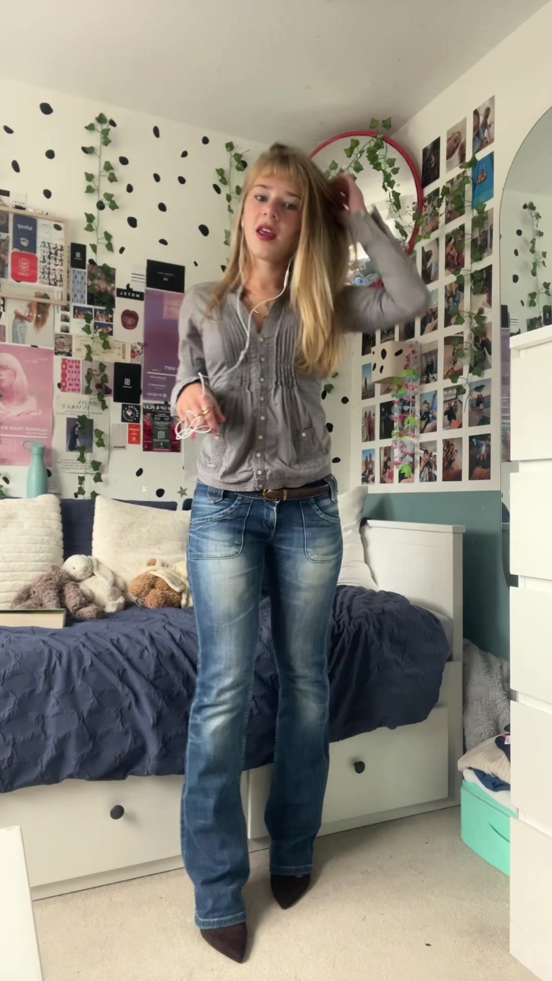 @anniee