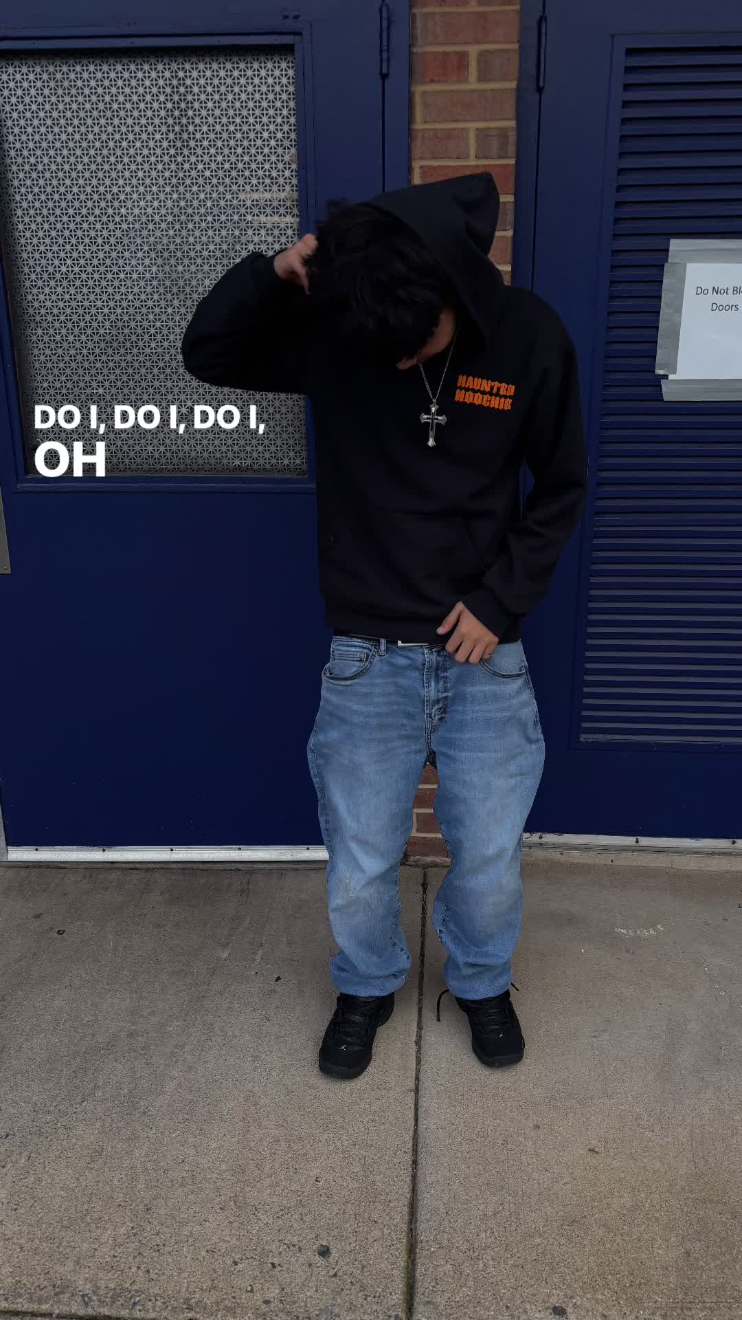 @️