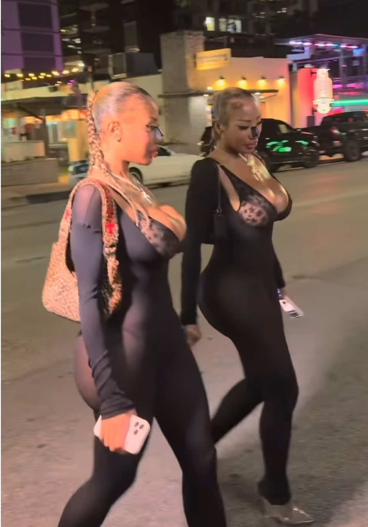 @cam