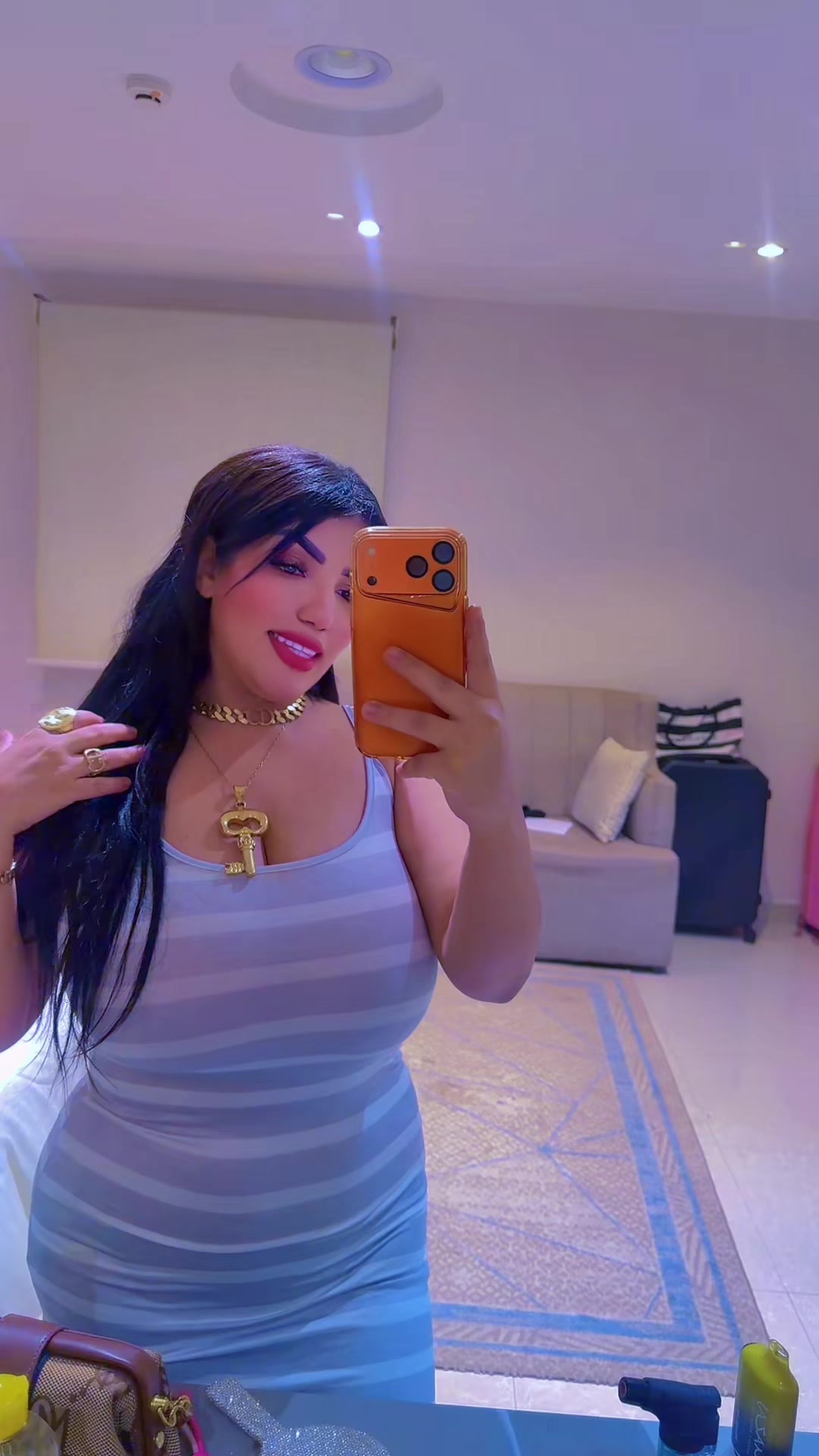 @👑sahoura👑