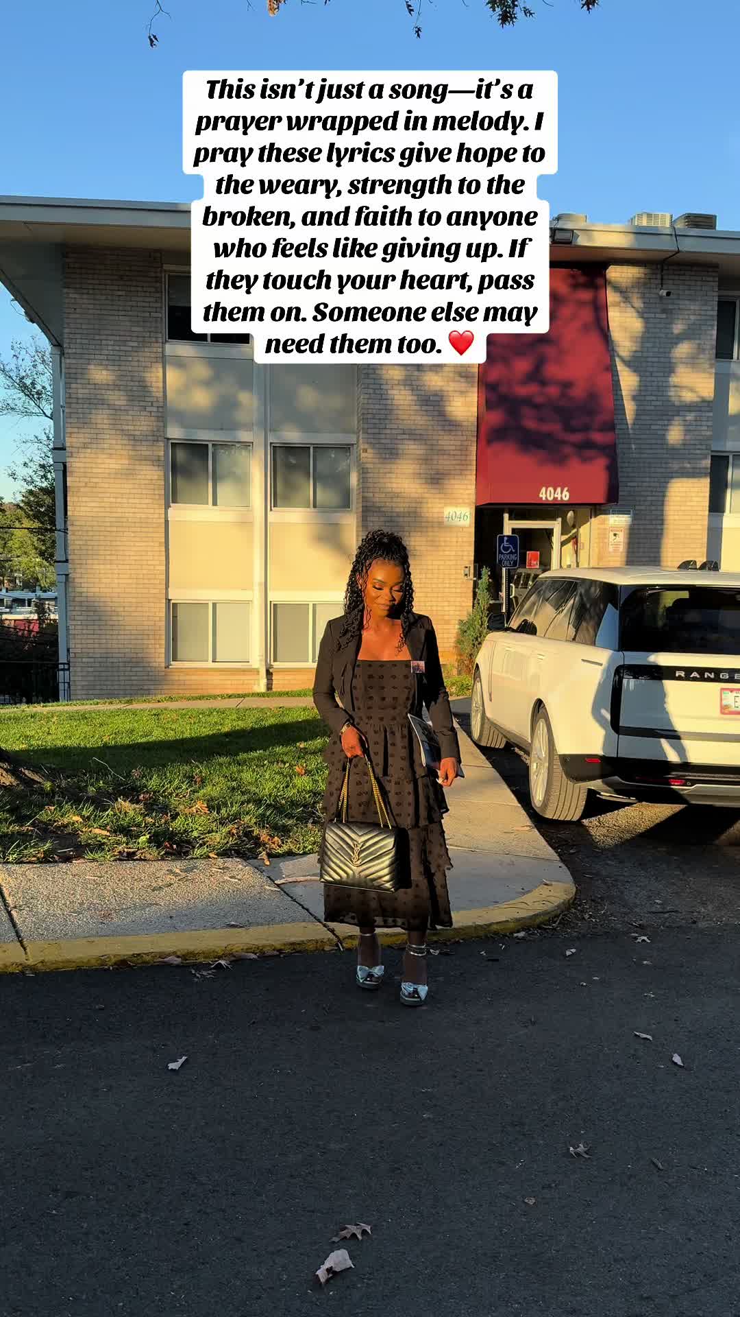 @Sis