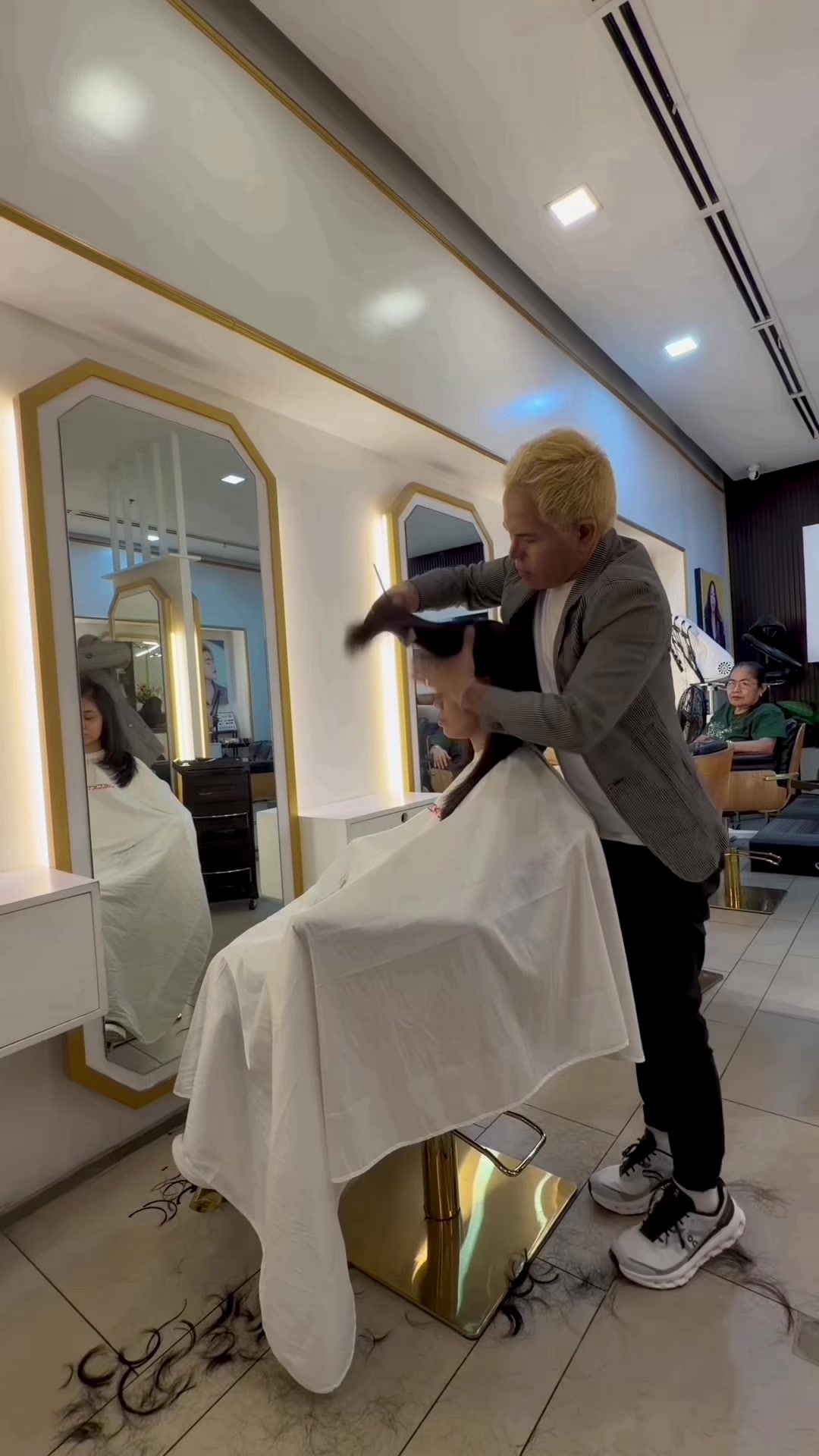 @HECKTOR&rsquo;S  SALON