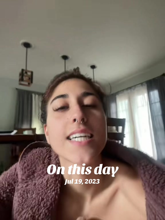 @Urmom<3