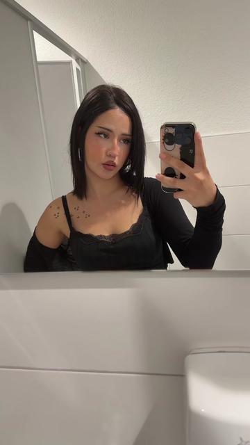 @🧟♀️