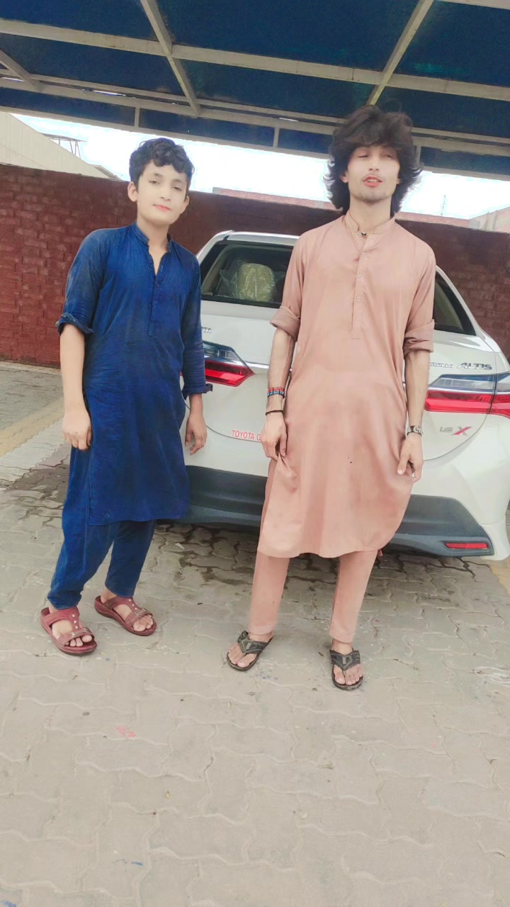 @گومنام_حٹک