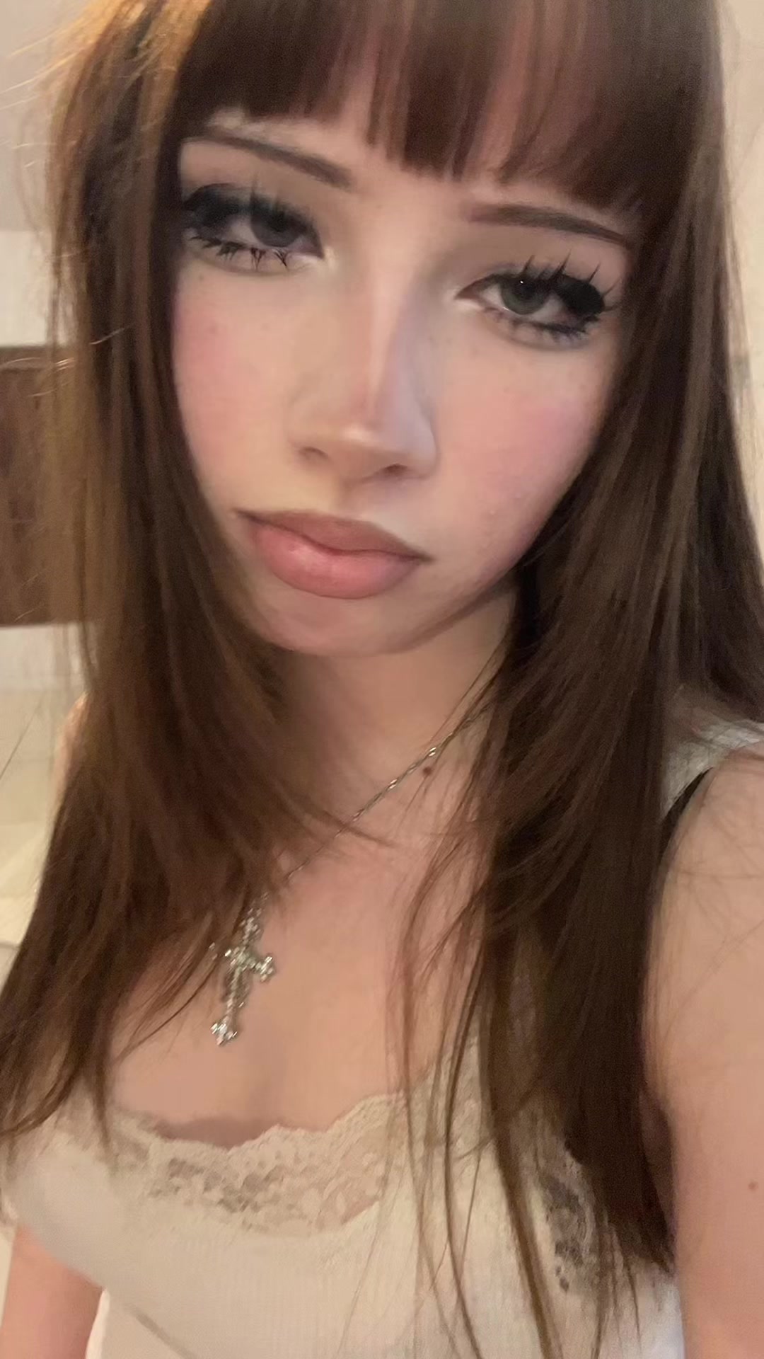 @nicole
