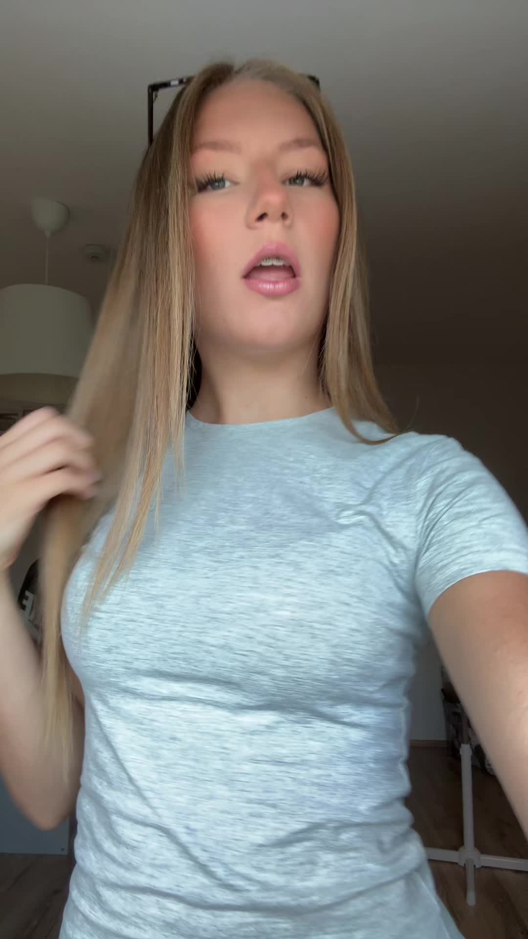 @slrlara