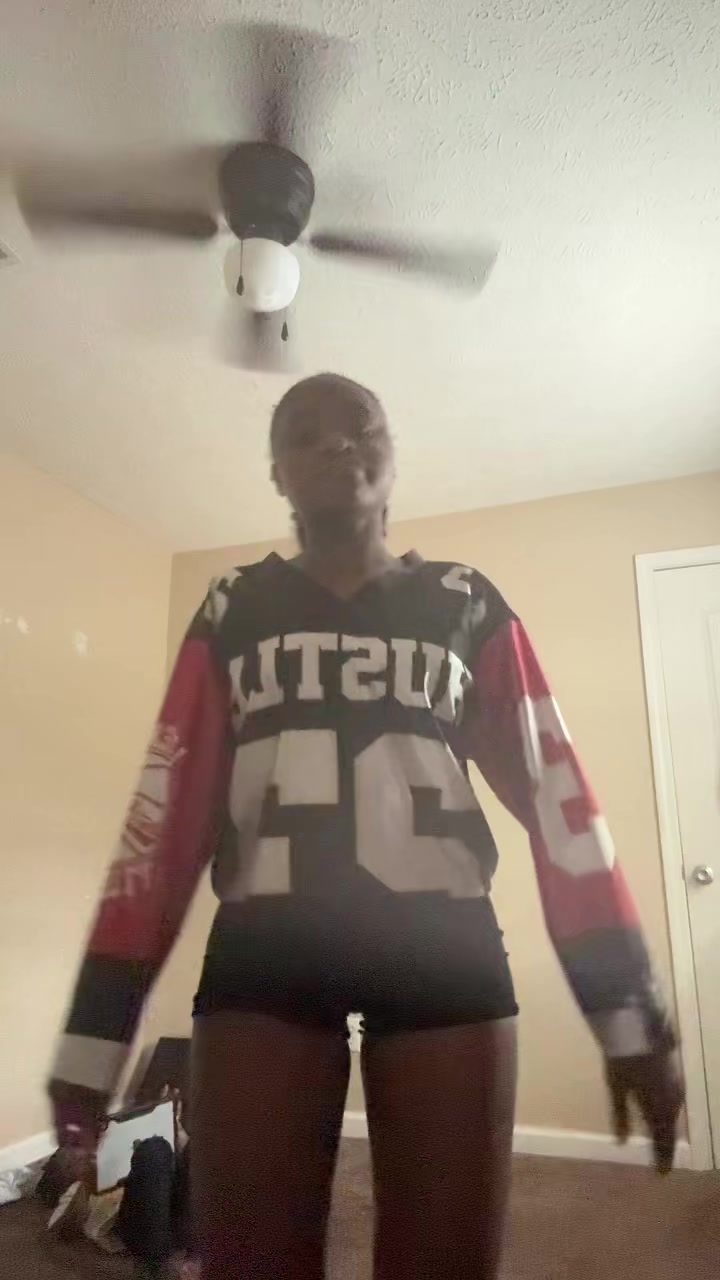 @Prettylilmiya