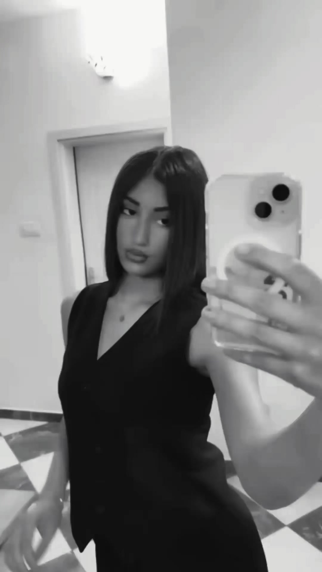@nina