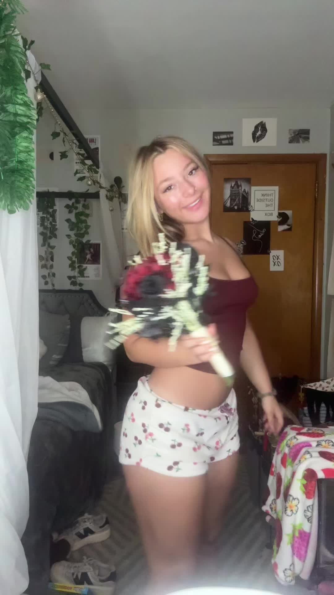 @alayna