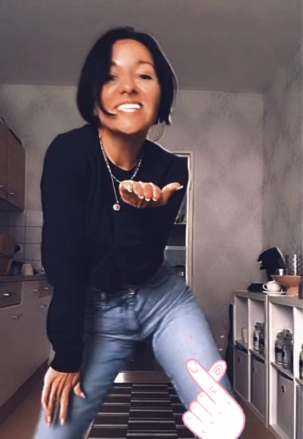 @Valeria_21