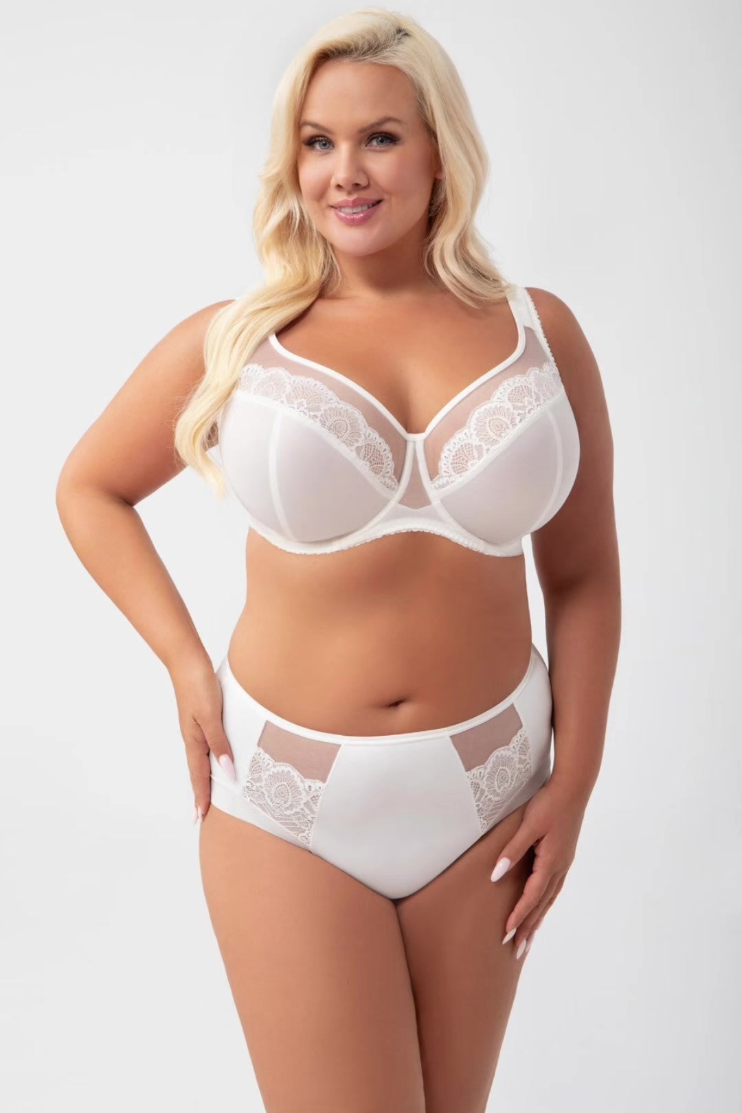 @Livia Lingerie