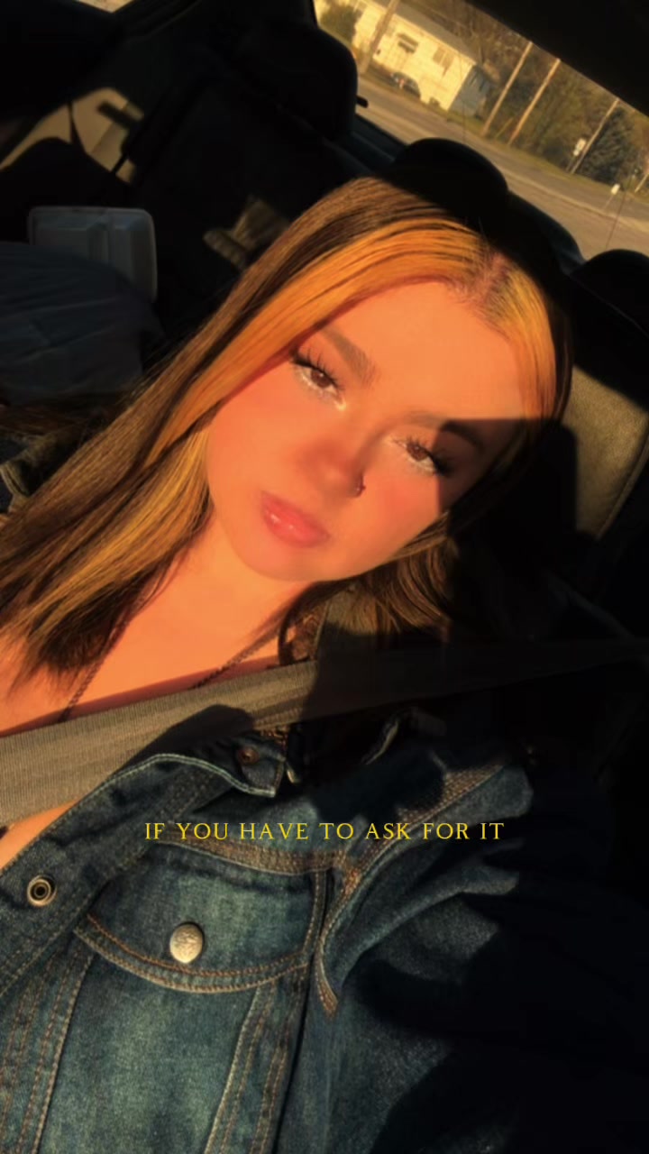 @Arriana ✞︎