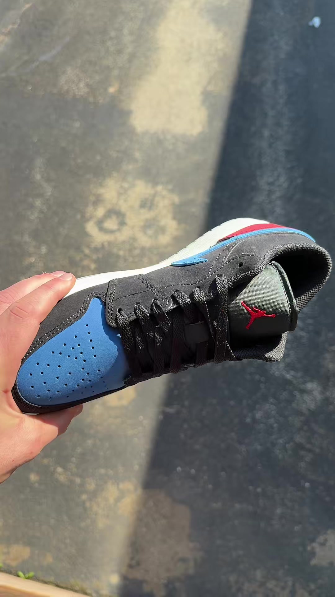 @VERIFIED SNEAKER DEALS