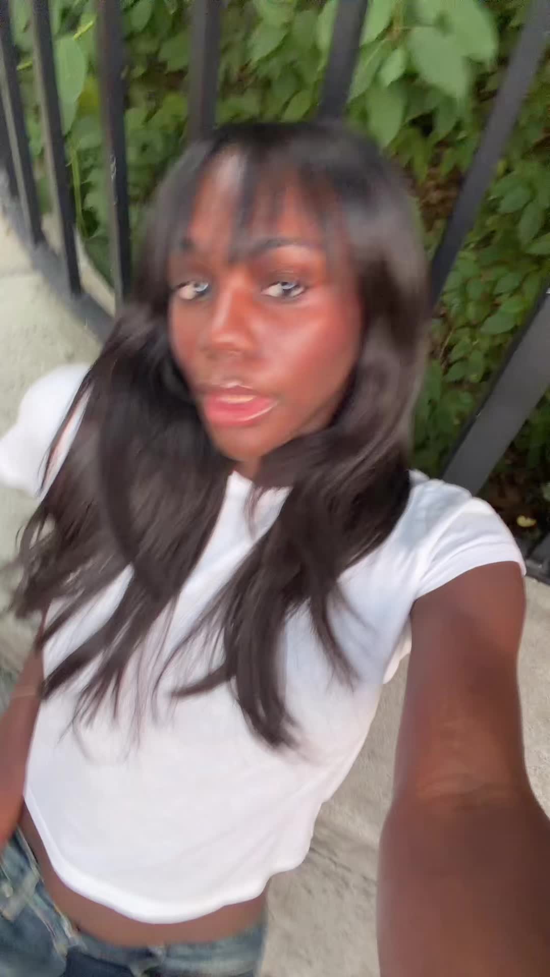 @essence