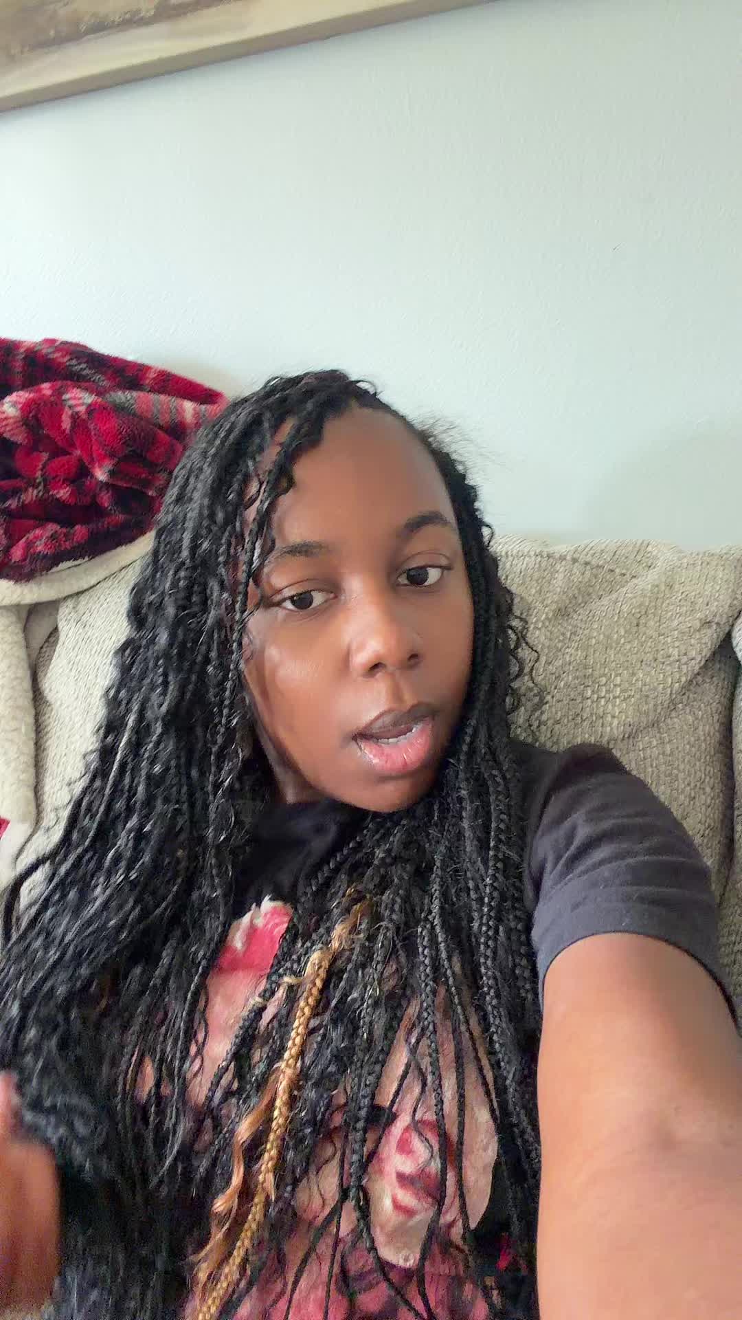 @QueenB✨