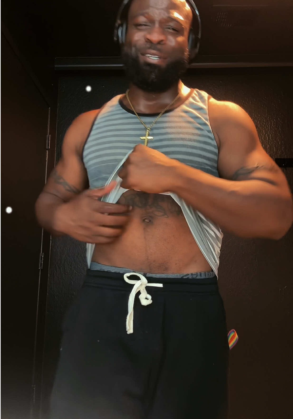 @ChrisPlusSix🖤
