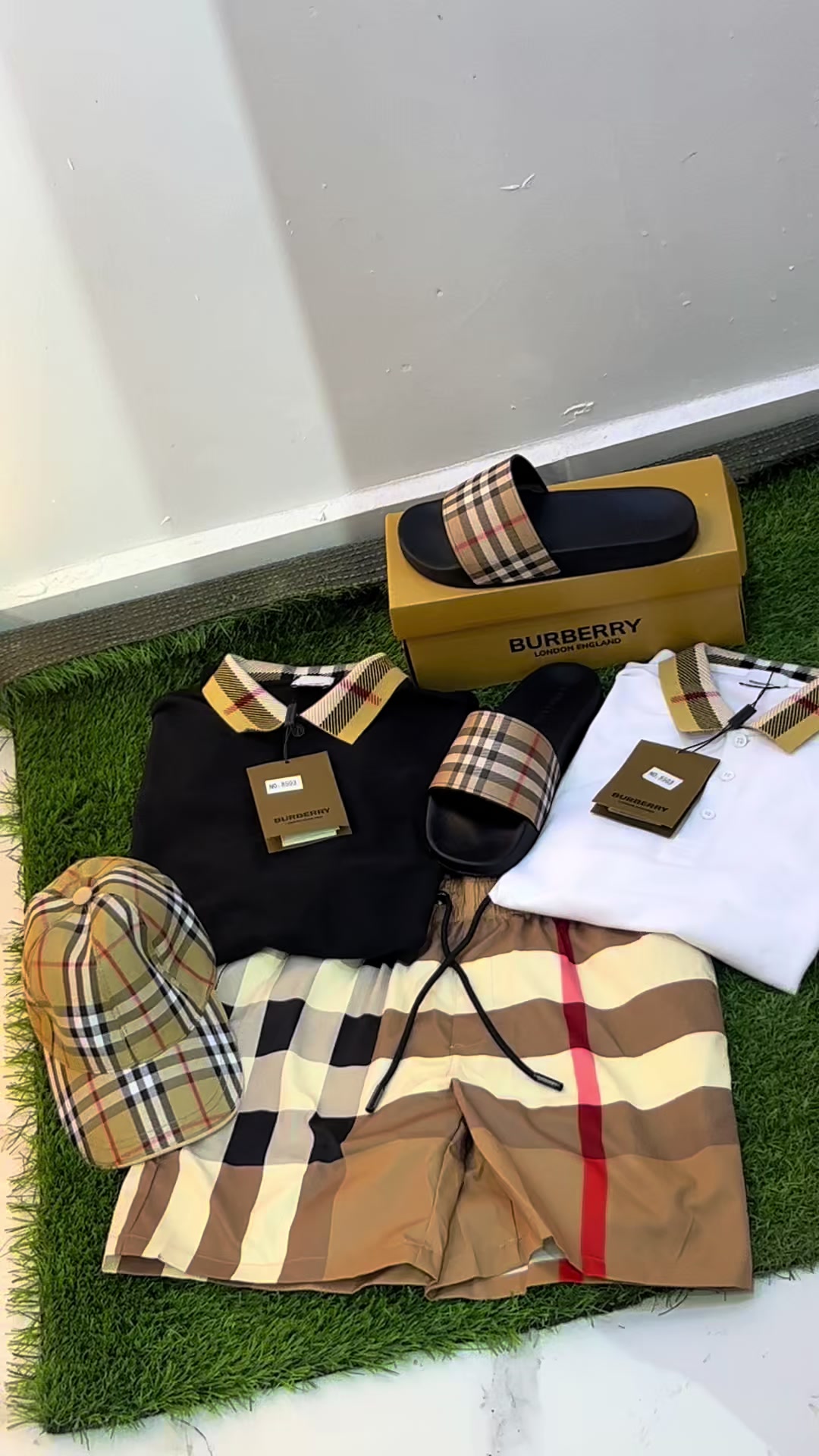 @Boutique Moh Lacoste