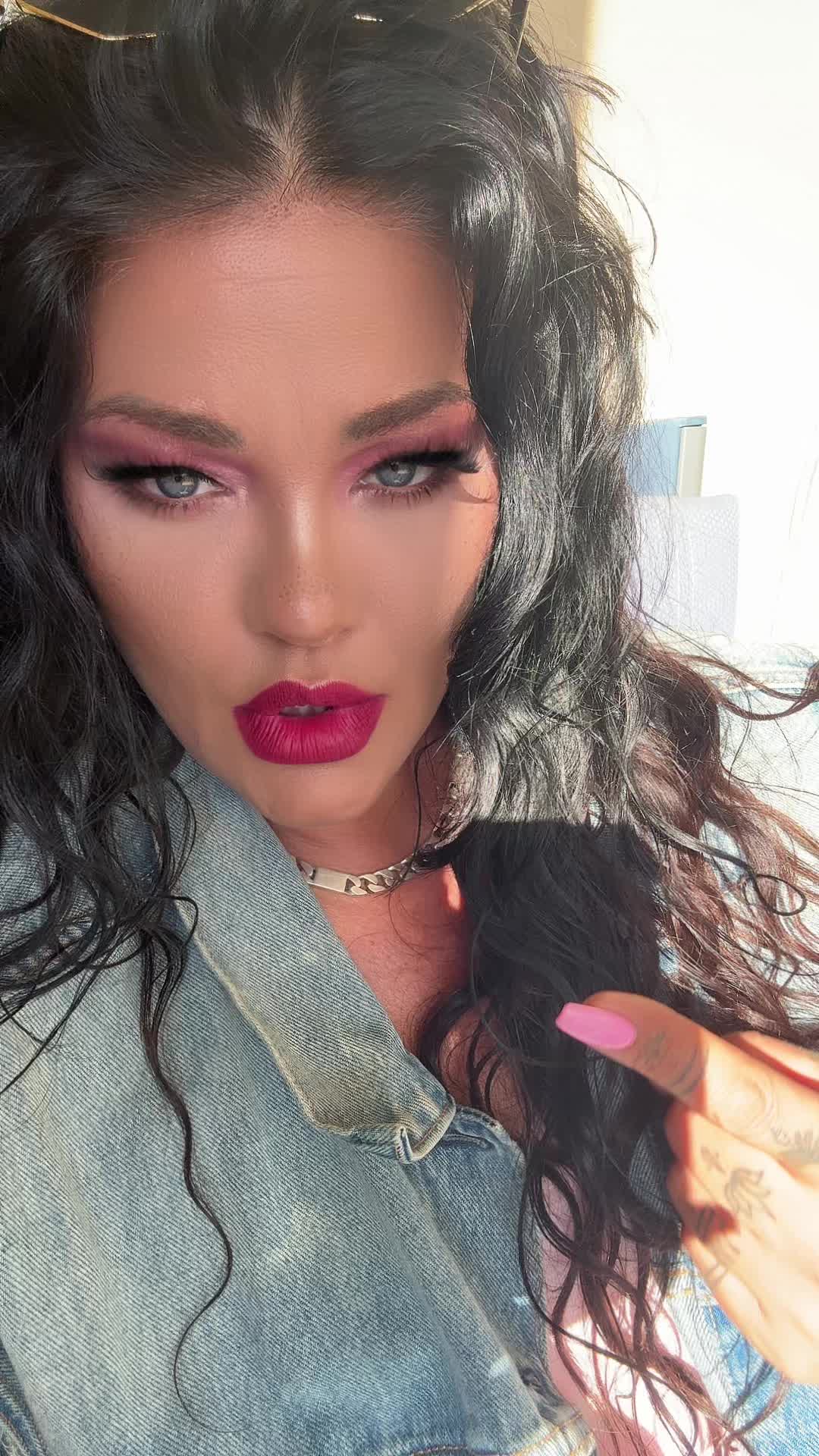 @Kitty Kat