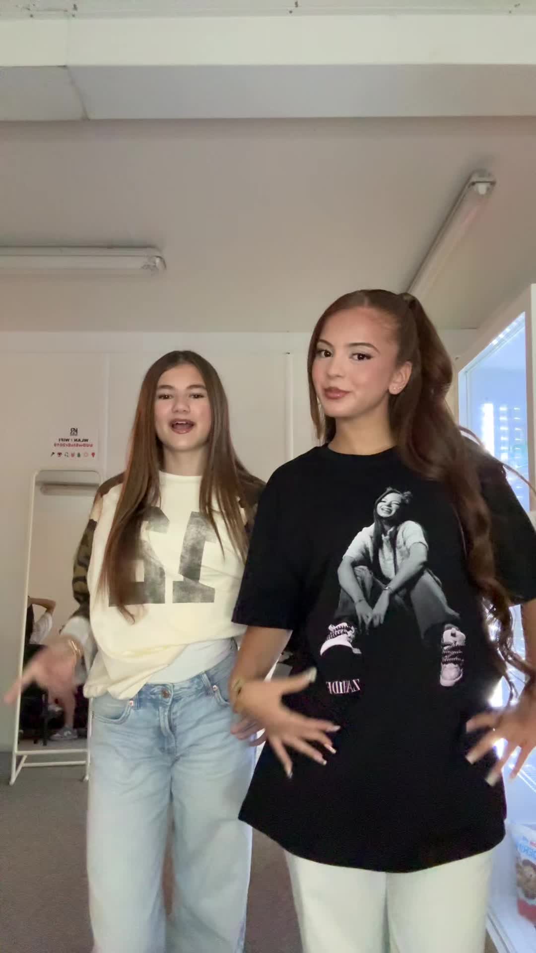 @๐๐๐๐