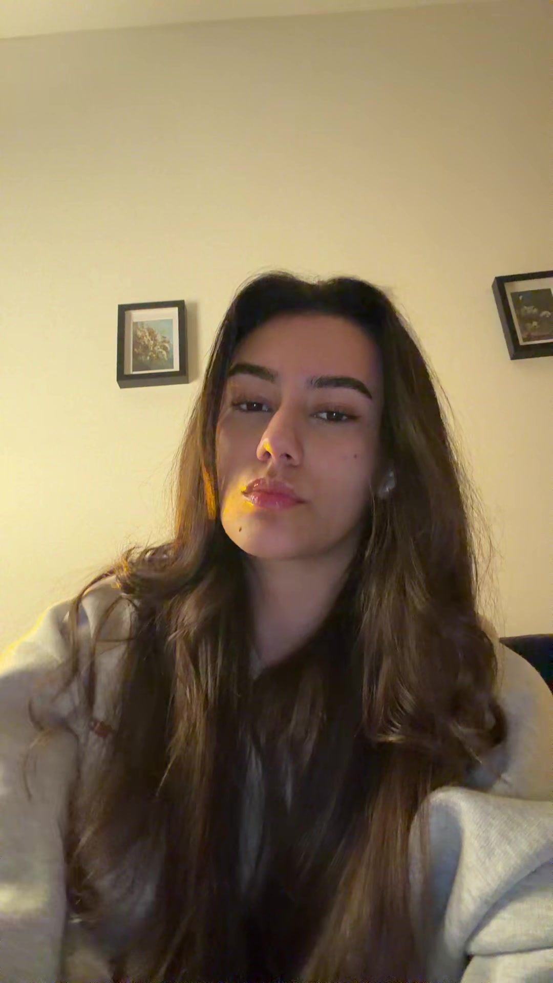 @Emi