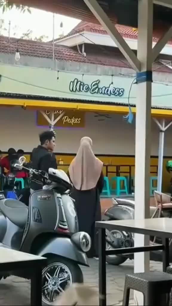 @Ning Najma Tsuroyya