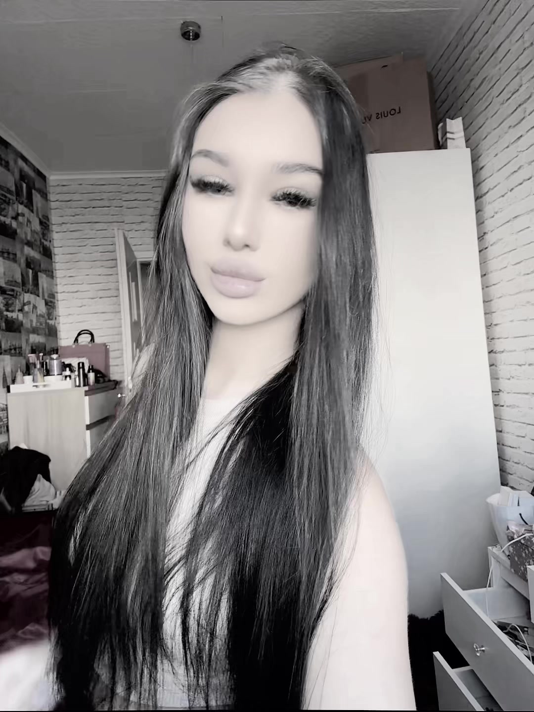 @_victoria