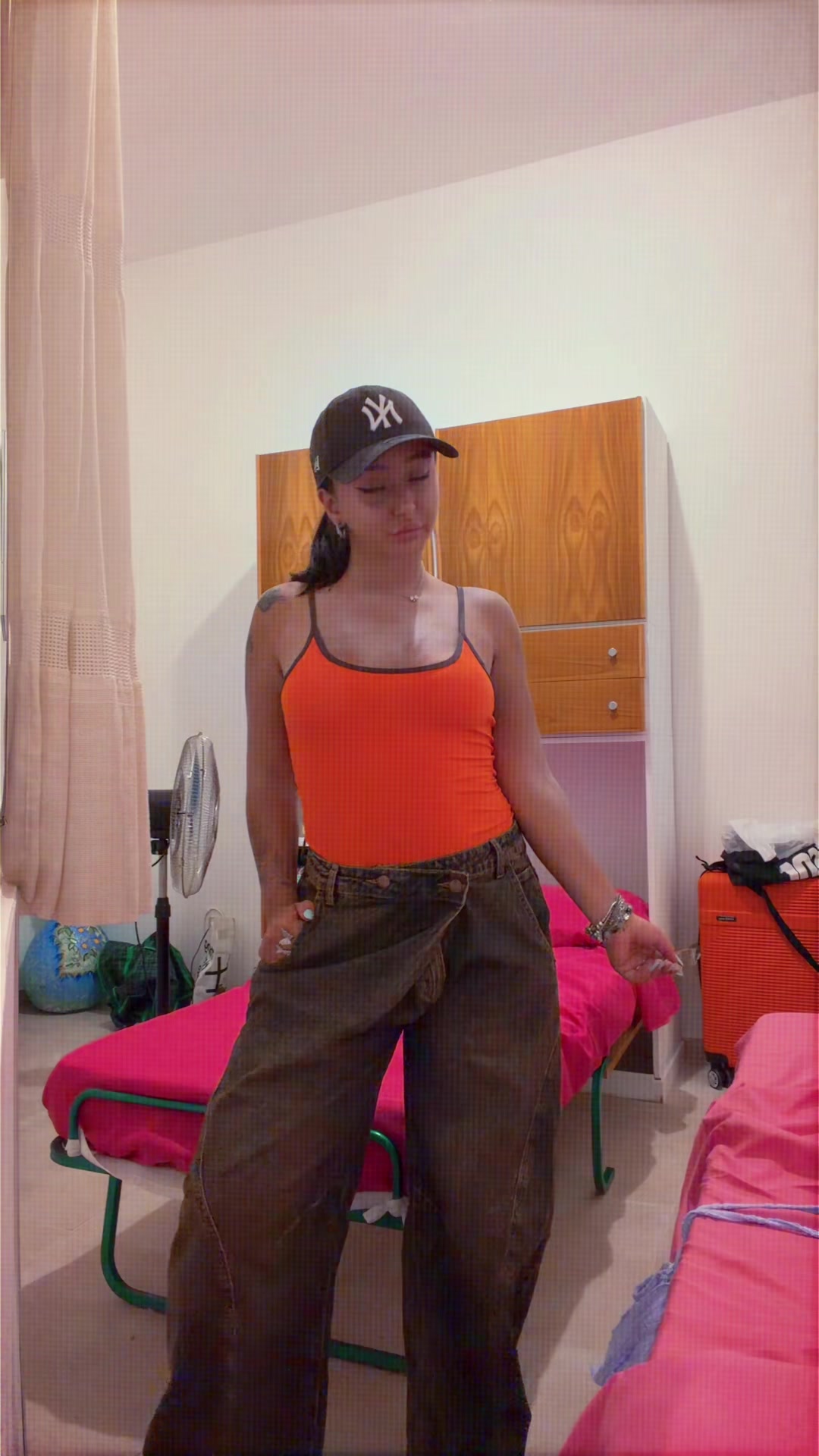 @meryingenito__