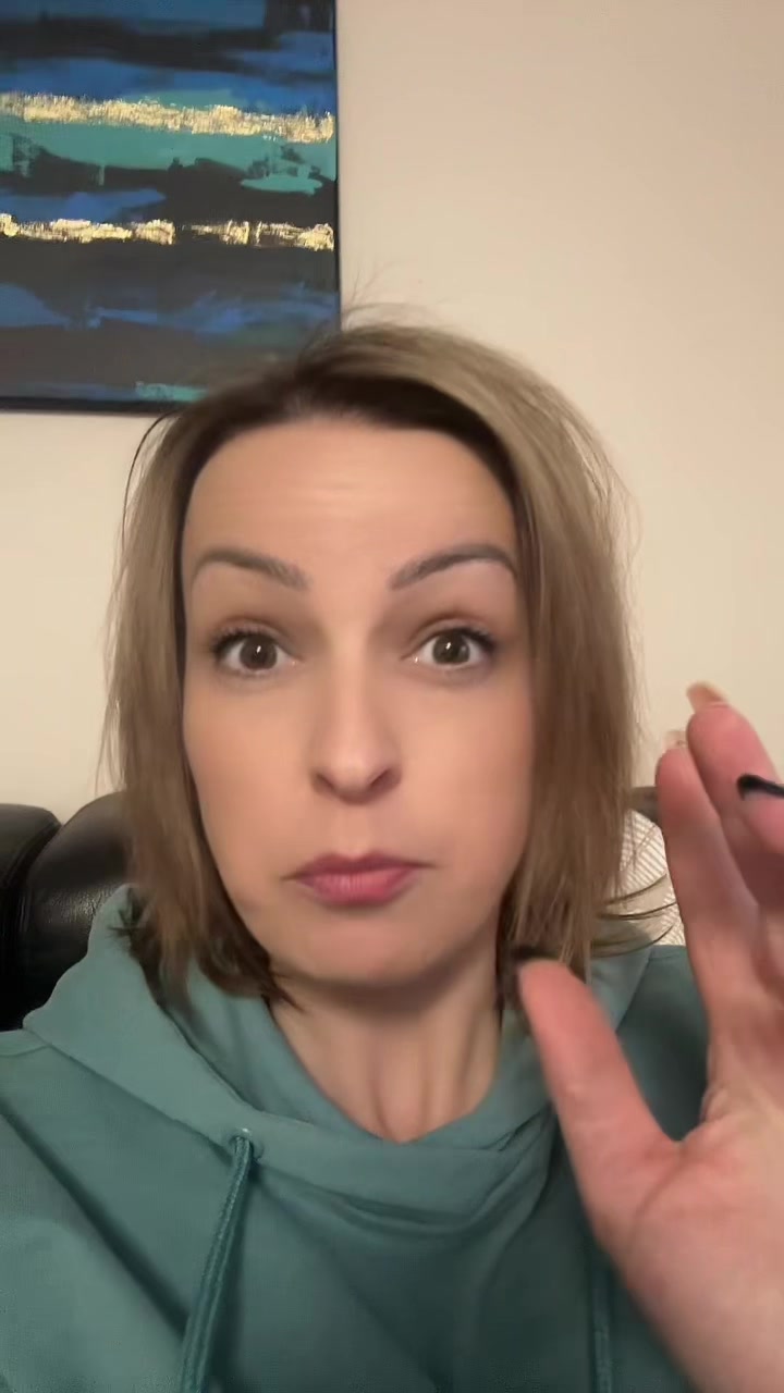 @helendoronchrzanow