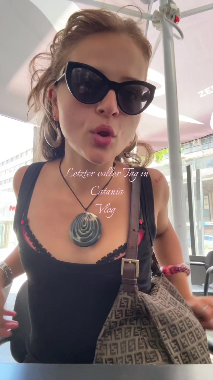 @KokosKaiserin