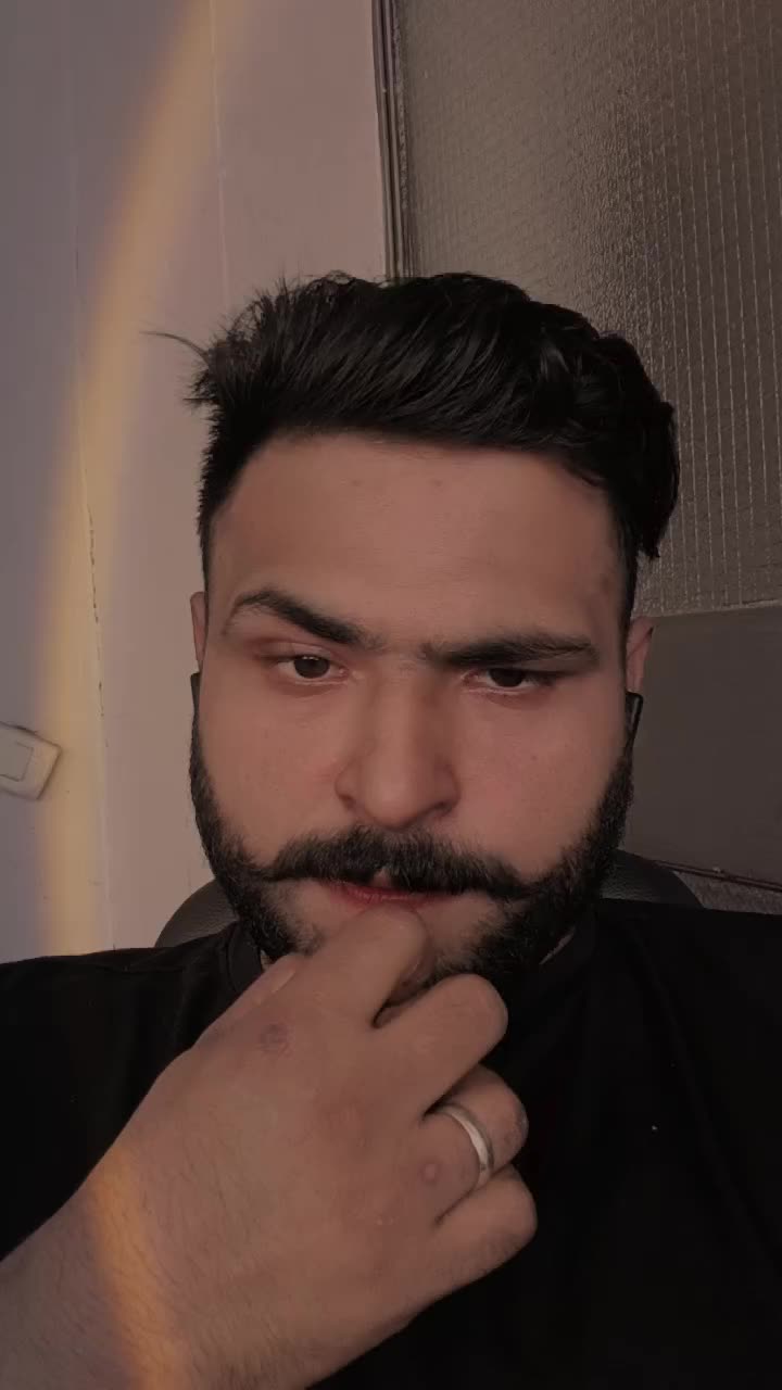 @Meeran Dar 🇮🇹
