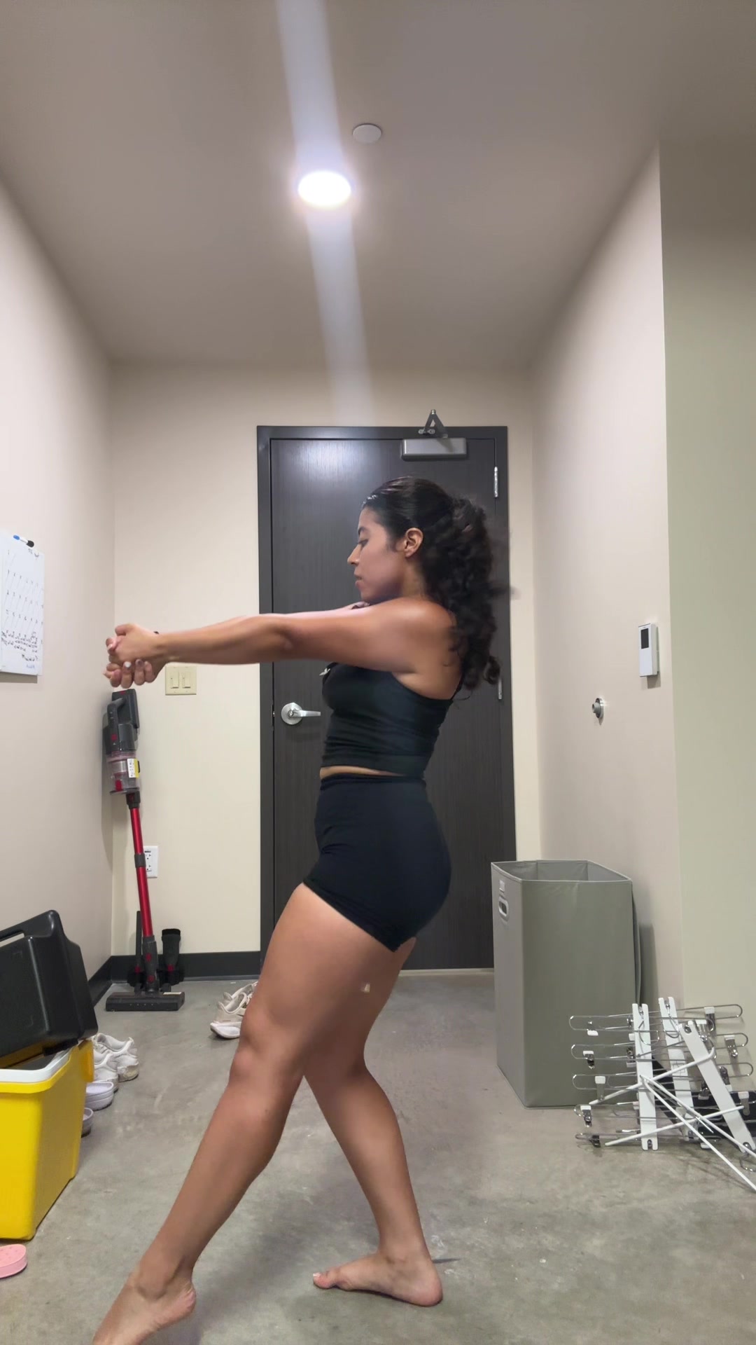@Bella