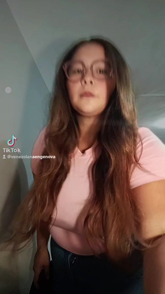 @VenezolanaenGenova