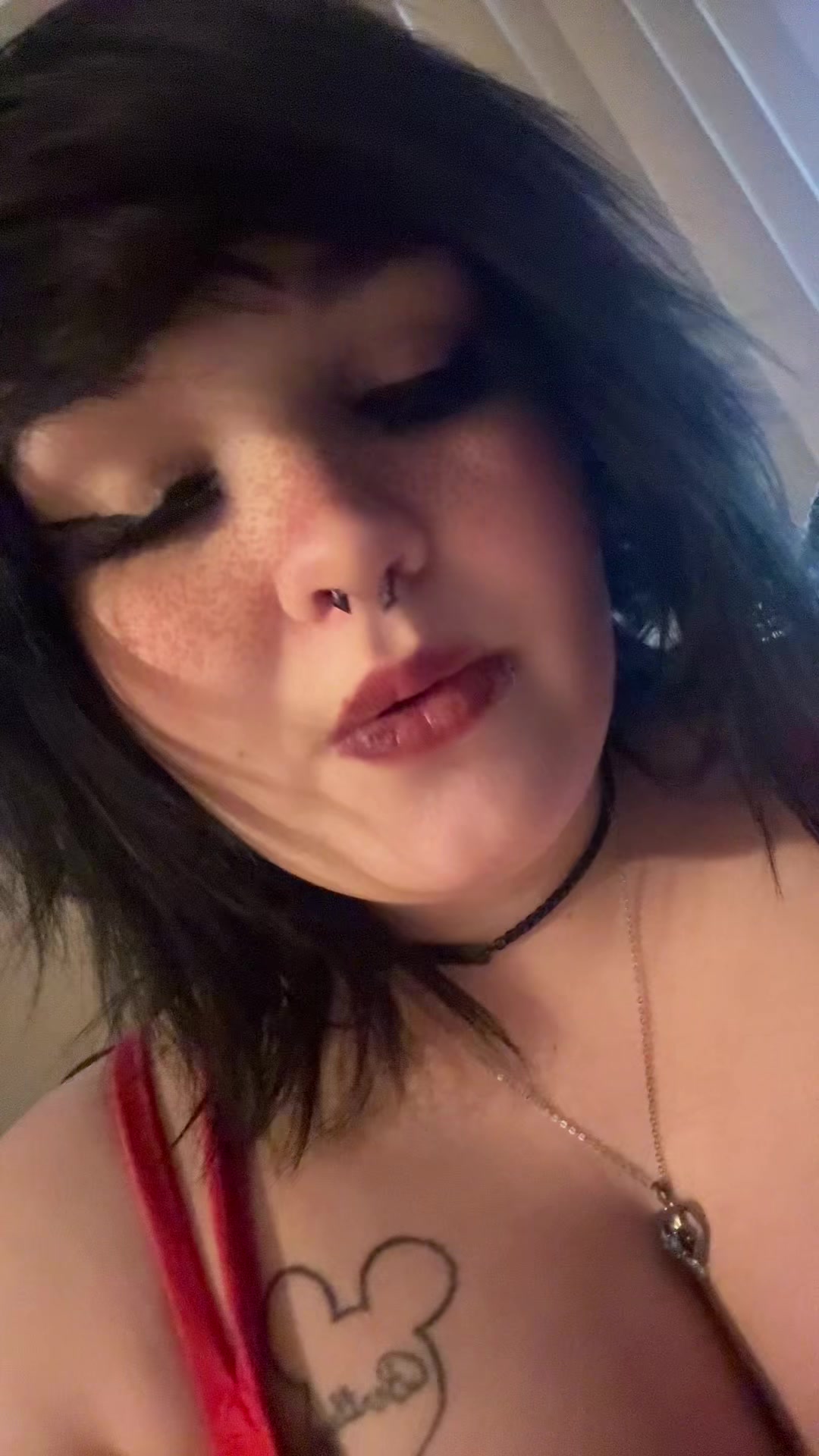 @Goth_mommy420