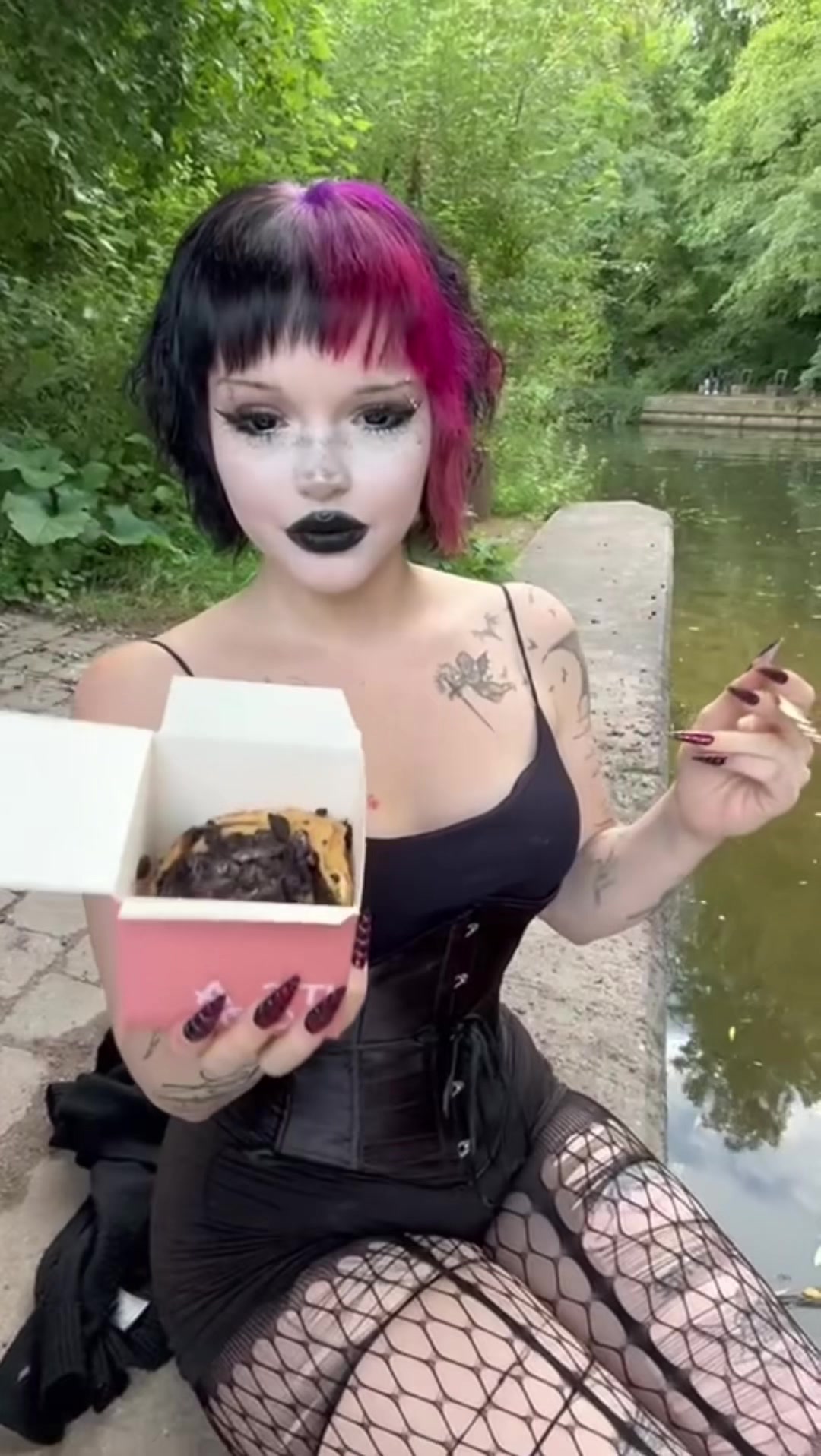 @luvrlana