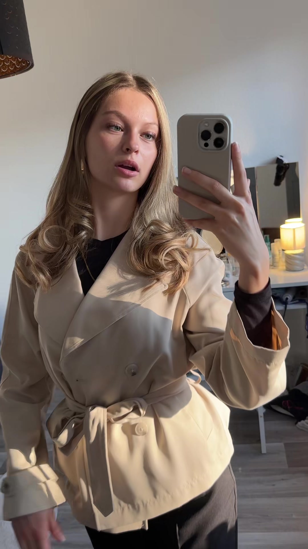 @elliii