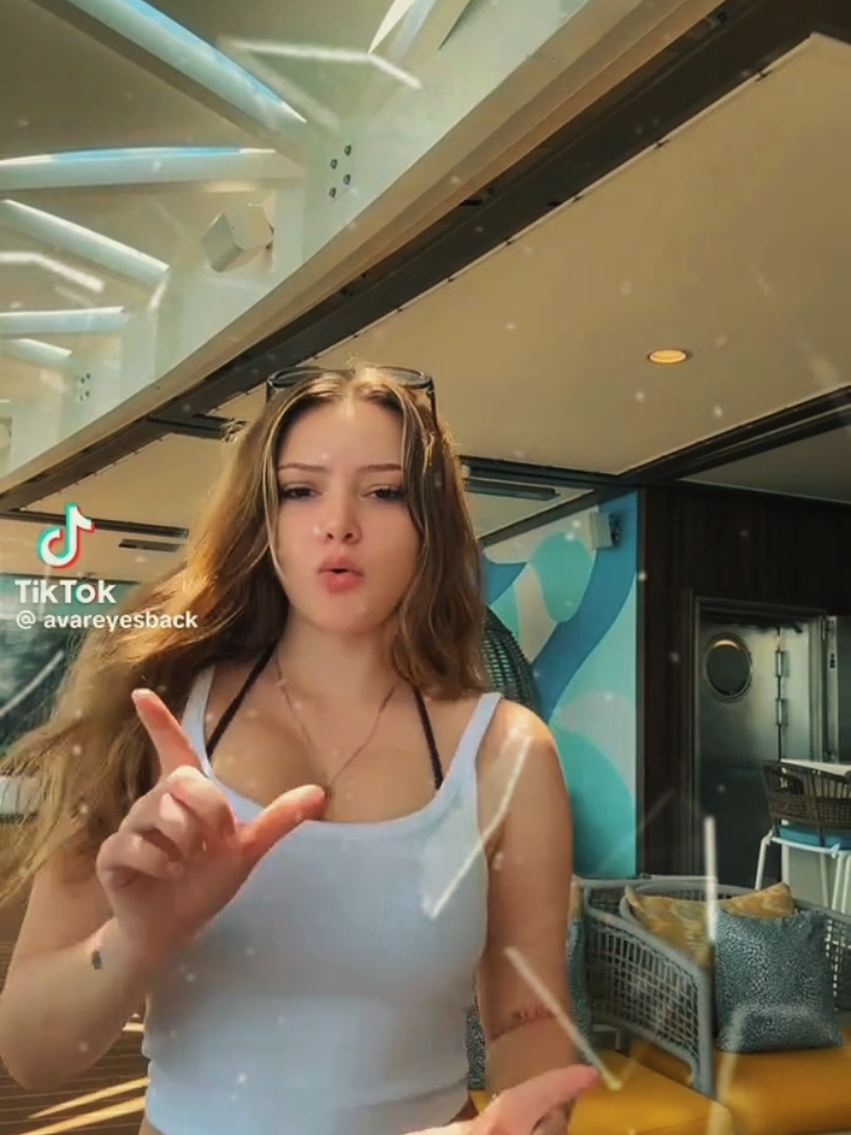 @RainVerseX 🌧️