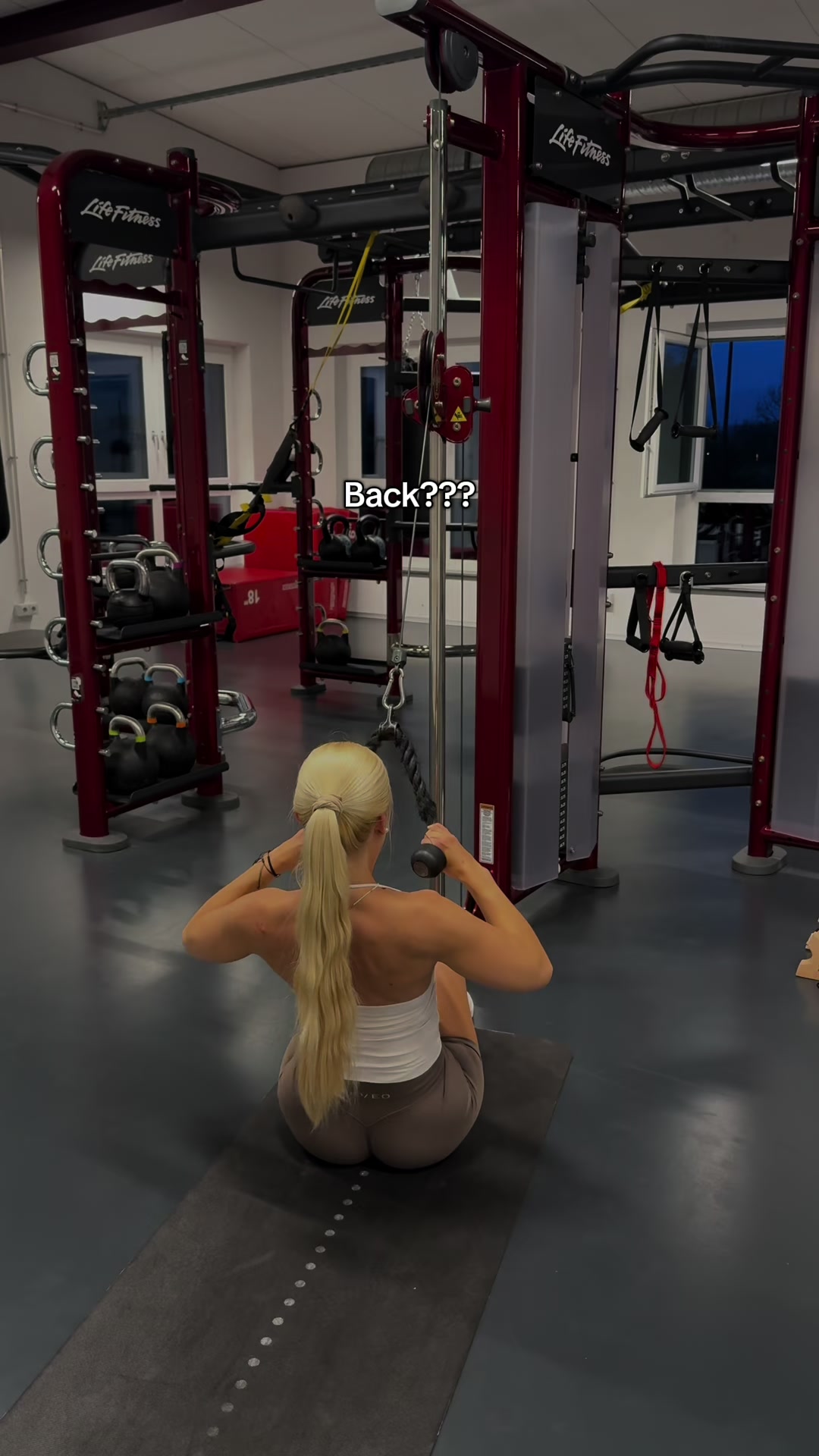 @mariahartmann.m