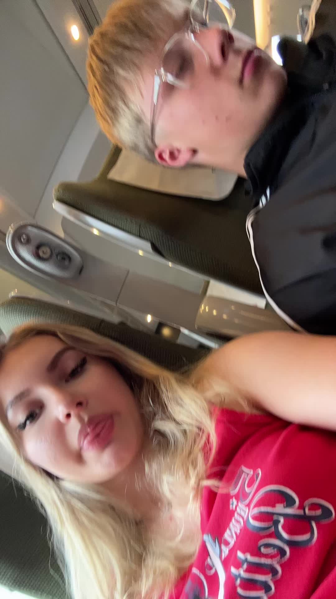 @wikaaa