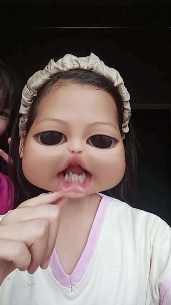 @Em B&eacute; Minh Ch&acirc;u